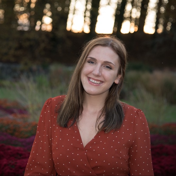 Meet your Posher, Taryn - Picture 1 of 1